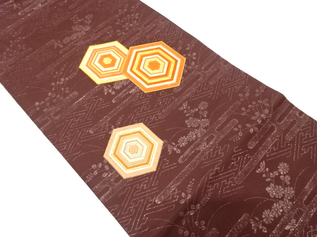 重ね亀甲に秋草模様織り出し　名古屋帯